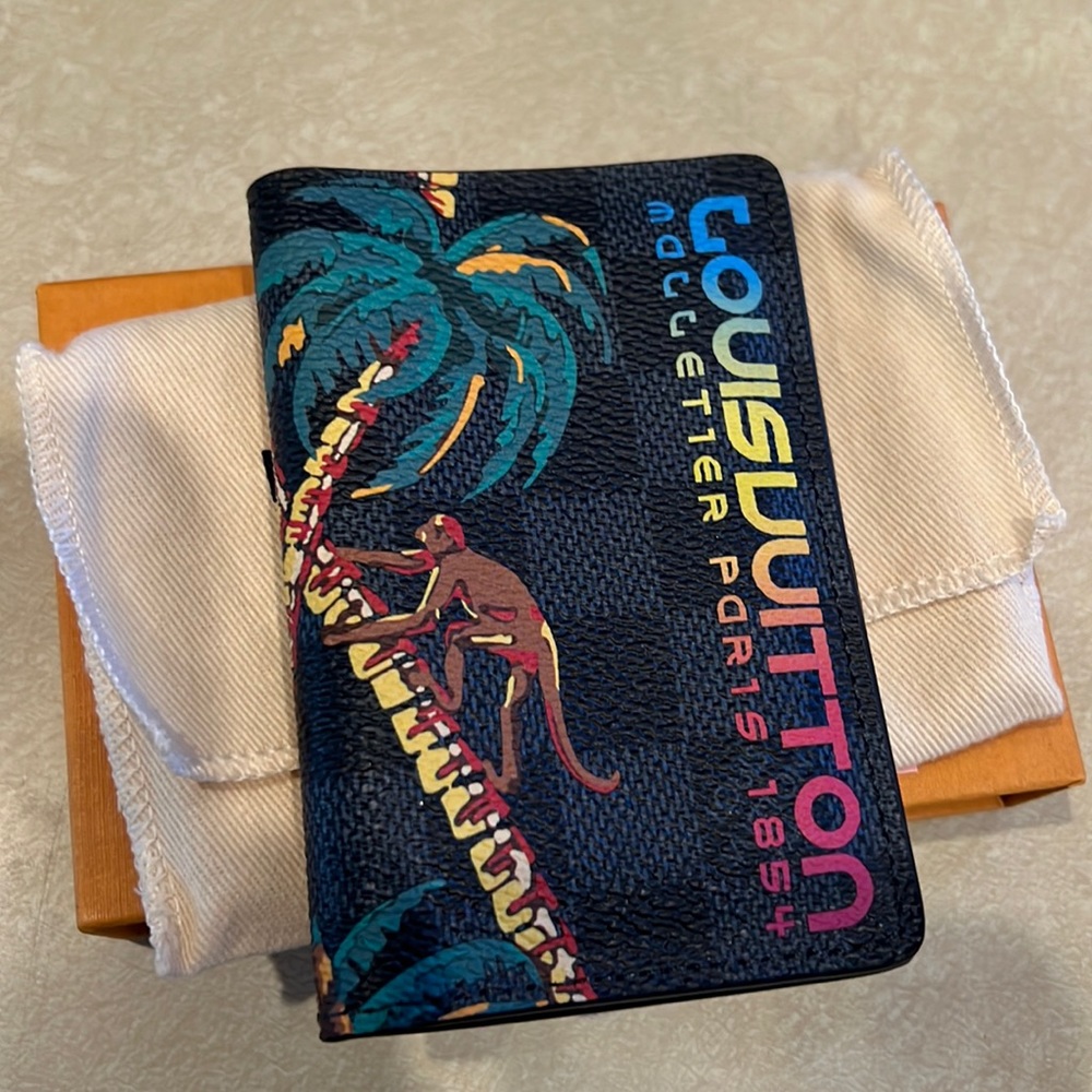 Louis Vuitton jungle damier pocket organizer